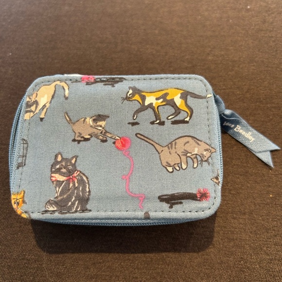 Vera Bradley Other - Vera Bradley Small Zip Case- Cat Print-Blue